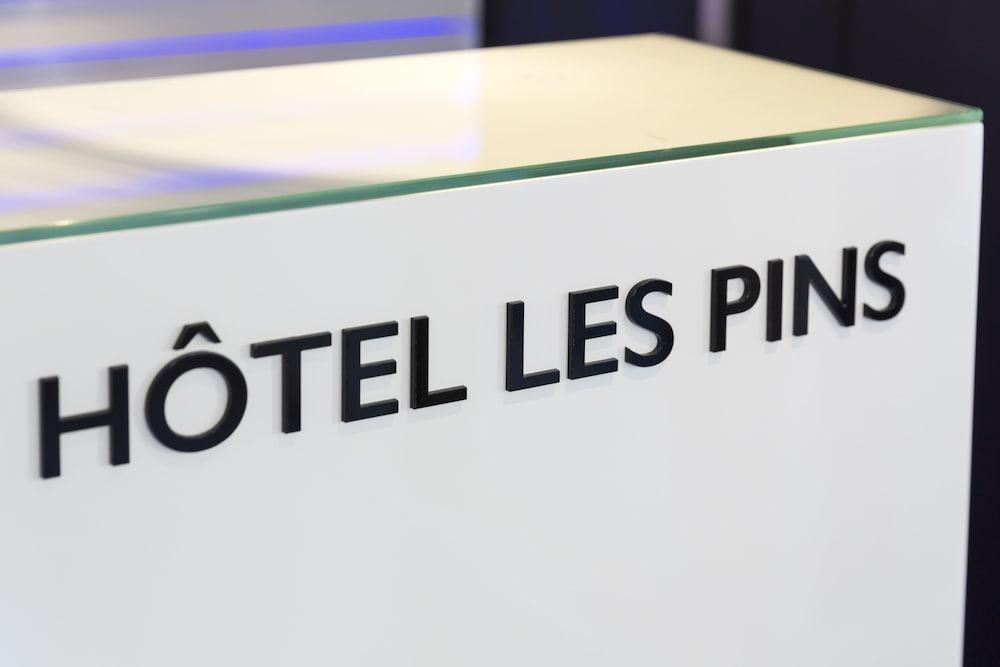 Logis Hotel Les Pins - Operalia Balaruc-les-Bains Dış mekan fotoğraf