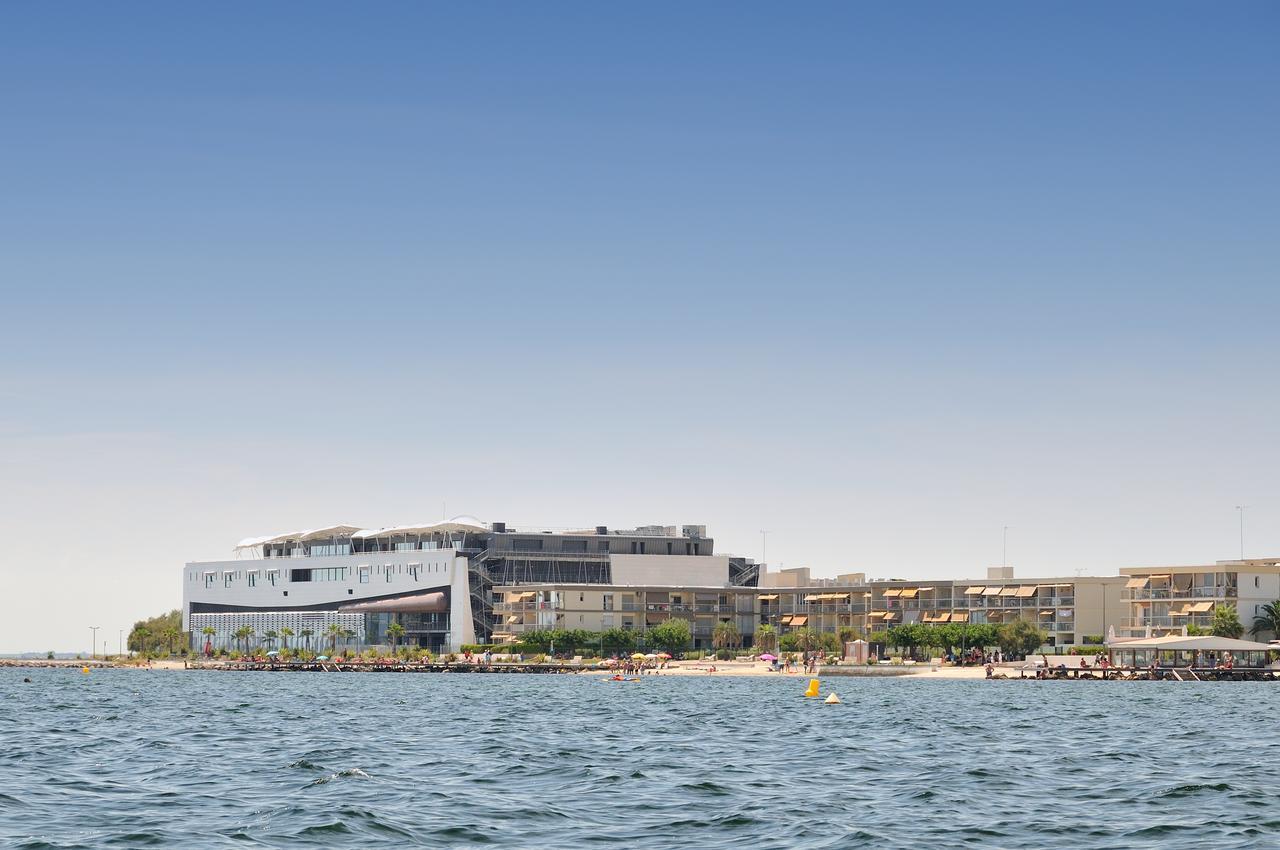 Logis Hotel Les Pins - Operalia Balaruc-les-Bains Dış mekan fotoğraf